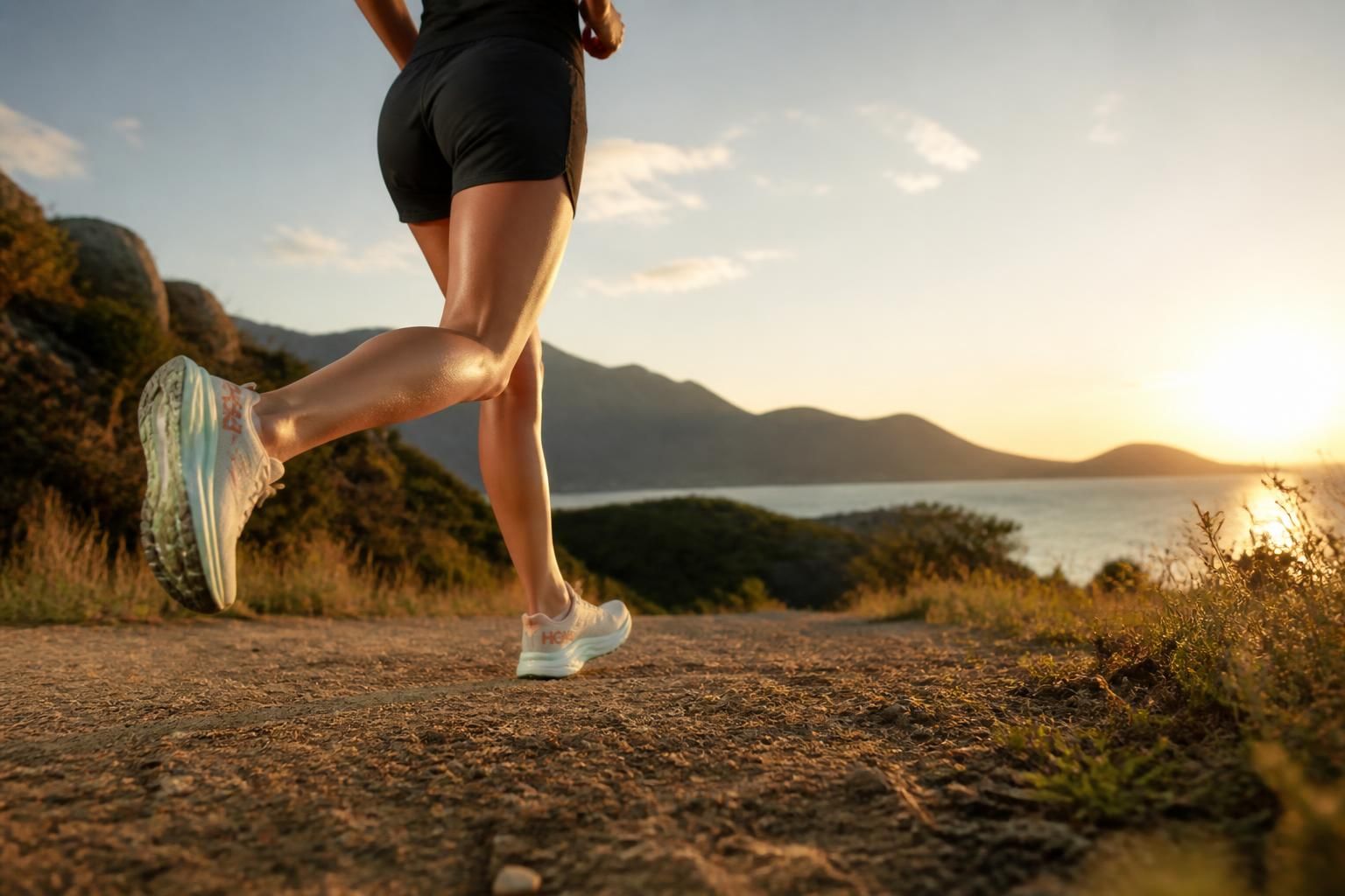 découvrez les chaussures hoka pour femmes, alliant confort exceptionnel et performance optimale pour accompagner toutes vos aventures.