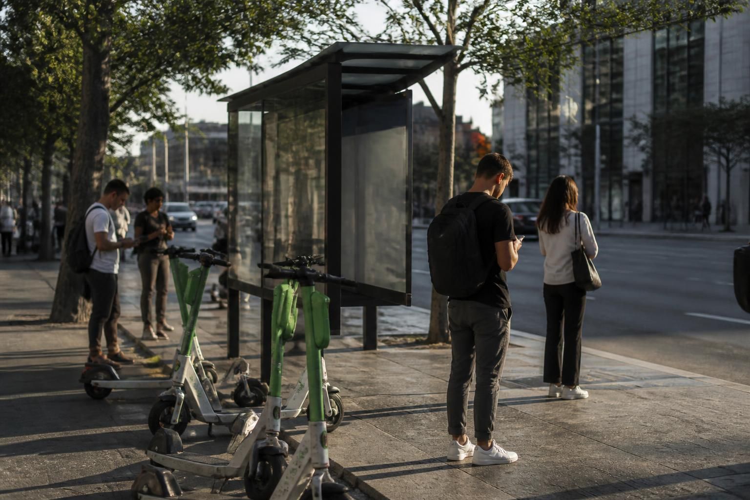 découvrez les prix des trottinettes lime avec notre guide complet. comparez les tarifs détaillés pour choisir la meilleure option de mobilité urbaine.